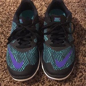 Women’s Nike shoes